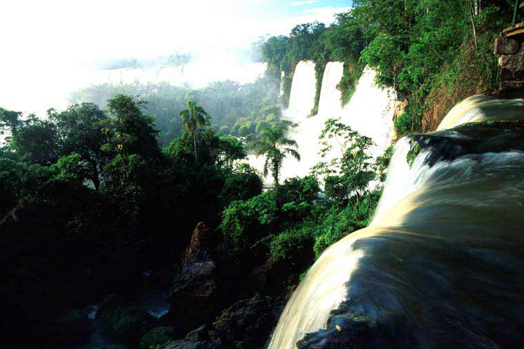 Iguazu's waterfall range